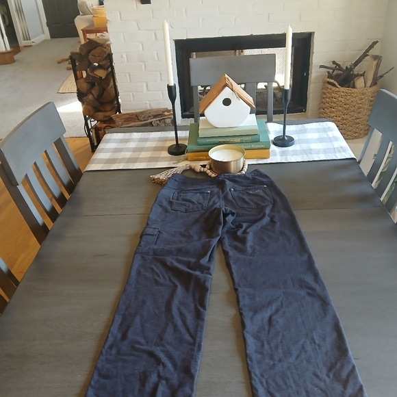 KUHL Womans Wide Leg Cargo Joggers Like New Size 6 Dark Gray - Picture 6 of 7